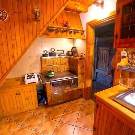 Partykowka Nyaraló *